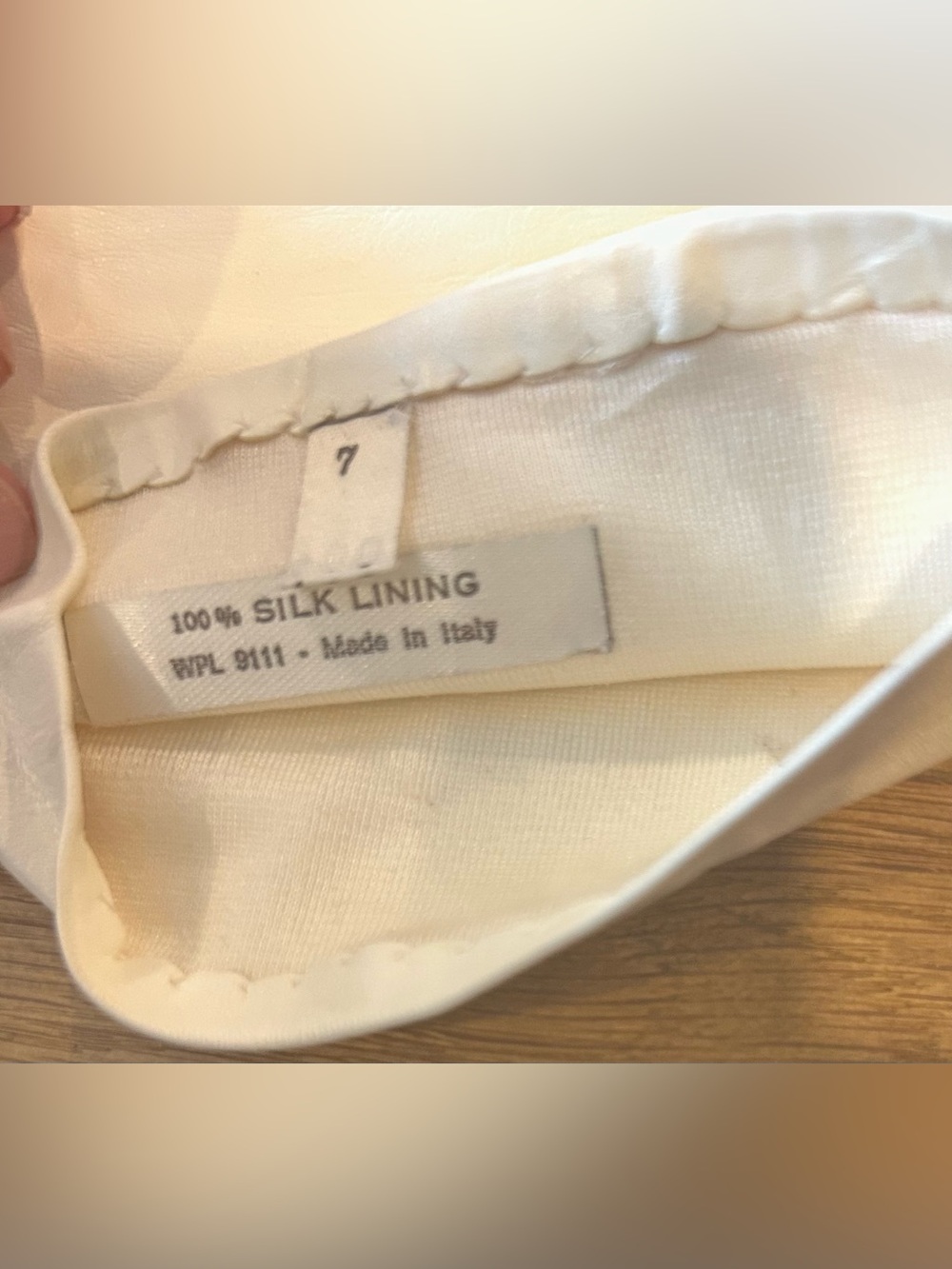 Vintage Shalimar White Leather Opera Gloves Silk Lined Made in Italy Size 7 - Picture 10 of 11